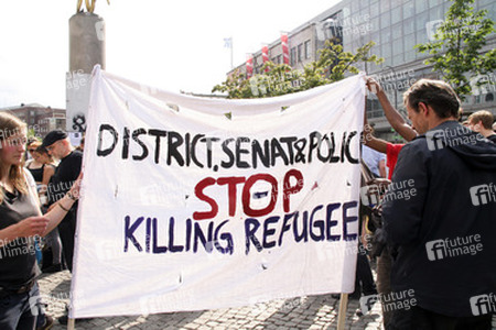 Demonstration gegen die bevorstehende Räumung der Gerhard-Hauptmann-Schule, Berlin