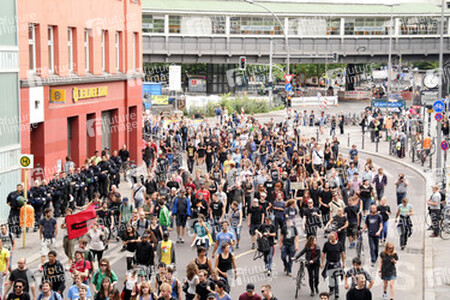 Demonstration gegen die bevorstehende Räumung der Gerhard-Hauptmann-Schule, Berlin