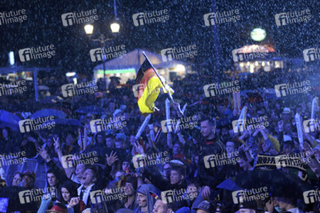 WM-Fanmeile beim Spiel Deutschland gegen Algerien, Berlin