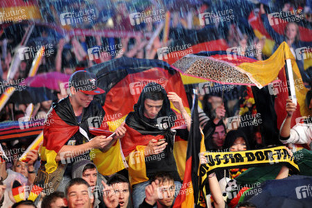 WM-Fanmeile beim Spiel Deutschland gegen Algerien, Berlin