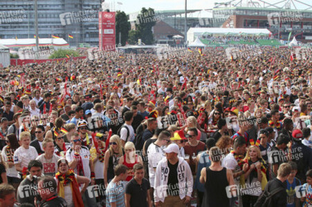 WM-Fanfest beim Spiel Deutschland gegen Frankreich, Hamburg