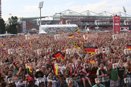 WM-Fanfest beim Spiel Deutschland gegen Frankreich, Hamburg