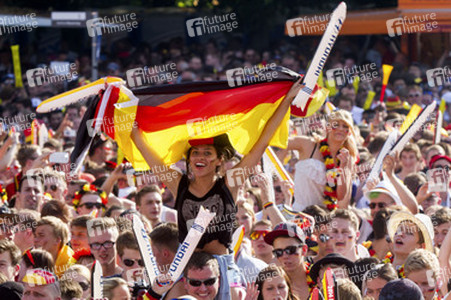 WM-Fanmeile beim Spiel Deutschland gegen Frankreich, Berlin