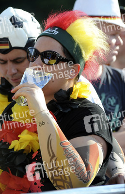 WM-Fanmeile beim Spiel Deutschland gegen Frankreich, Berlin