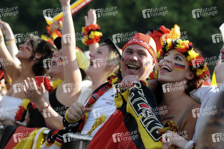 WM-Fanmeile beim Spiel Deutschland gegen Frankreich, Berlin