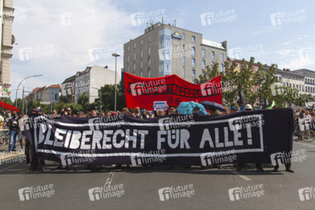 Demonstration für das Bleiberecht der Flüchtlinge aus der Gerhart-Hauptmann-Schule, Berlin