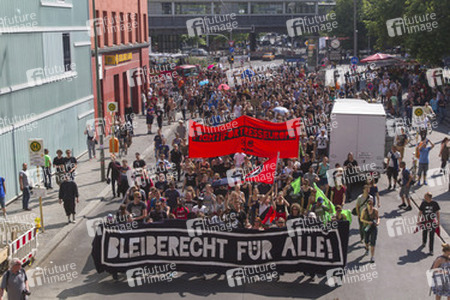 Demonstration für das Bleiberecht der Flüchtlinge aus der Gerhart-Hauptmann-Schule, Berlin