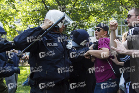 Demonstration für das Bleiberecht der Flüchtlinge aus der Gerhart-Hauptmann-Schule, Berlin