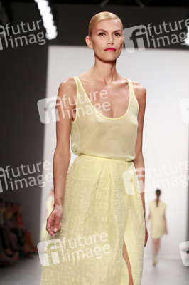 Riani Fashion Show, Berlin Fashion Week Spring/Summer 2015