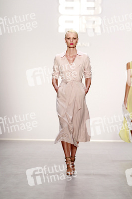 Riani Fashion Show, Berlin Fashion Week Spring/Summer 2015