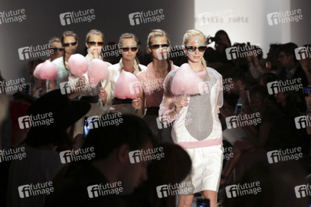 Rebekka Ruetz Fashion Show, Berlin Fashion Week Spring/Summer 2015