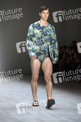Julian Zigerli Fashion Show, Berlin Fashion Week Spring/Summer 2015