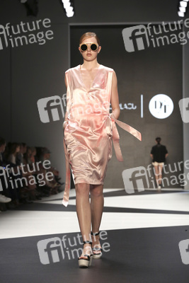 Ioana Ciolacu Fashion Show, Berlin Fashion Week Spring/Summer 2015