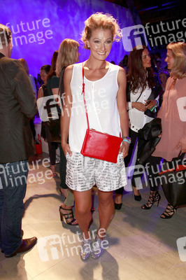 Roshi Porkar Fashion Show, Berlin Fashion Week Spring/Summer 2015
