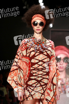 Miranda Konstantinidou Fashion Show, Berlin Fashion Week Spring/Summer 2015