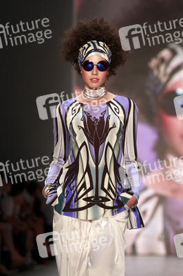 Miranda Konstantinidou Fashion Show, Berlin Fashion Week Spring/Summer 2015