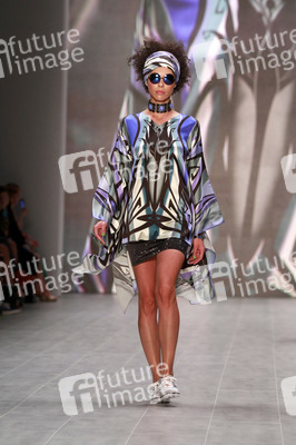 Miranda Konstantinidou Fashion Show, Berlin Fashion Week Spring/Summer 2015