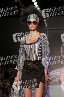Miranda Konstantinidou Fashion Show, Berlin Fashion Week Spring/Summer 2015