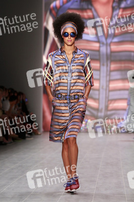 Miranda Konstantinidou Fashion Show, Berlin Fashion Week Spring/Summer 2015