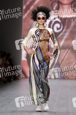 Miranda Konstantinidou Fashion Show, Berlin Fashion Week Spring/Summer 2015
