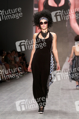 Miranda Konstantinidou Fashion Show, Berlin Fashion Week Spring/Summer 2015