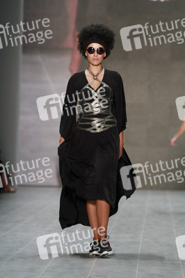 Miranda Konstantinidou Fashion Show, Berlin Fashion Week Spring/Summer 2015