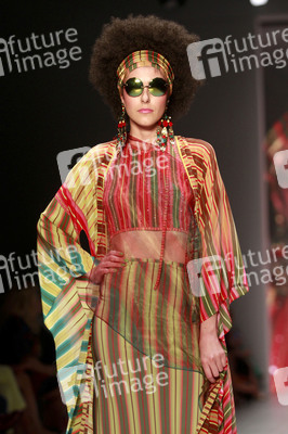 Miranda Konstantinidou Fashion Show, Berlin Fashion Week Spring/Summer 2015