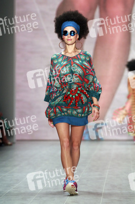 Miranda Konstantinidou Fashion Show, Berlin Fashion Week Spring/Summer 2015