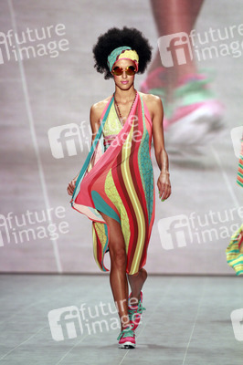 Miranda Konstantinidou Fashion Show, Berlin Fashion Week Spring/Summer 2015