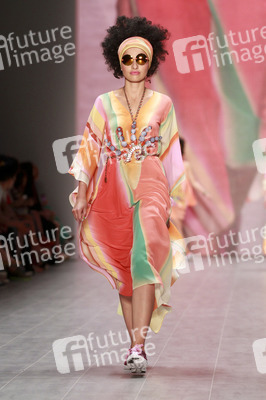 Miranda Konstantinidou Fashion Show, Berlin Fashion Week Spring/Summer 2015
