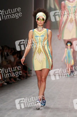 Miranda Konstantinidou Fashion Show, Berlin Fashion Week Spring/Summer 2015