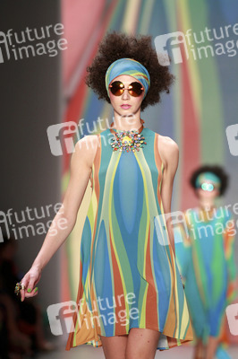 Miranda Konstantinidou Fashion Show, Berlin Fashion Week Spring/Summer 2015