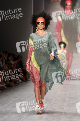 Miranda Konstantinidou Fashion Show, Berlin Fashion Week Spring/Summer 2015