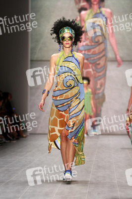 Miranda Konstantinidou Fashion Show, Berlin Fashion Week Spring/Summer 2015