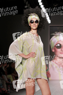Miranda Konstantinidou Fashion Show, Berlin Fashion Week Spring/Summer 2015