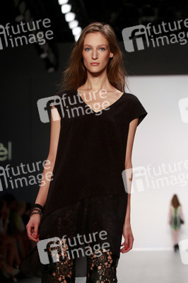 Laurel Fashion Show, Berlin Fashion Week Spring/Summer 2015