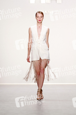 Riani Fashion Show, Berlin Fashion Week Spring/Summer 2015