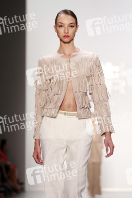 Riani Fashion Show, Berlin Fashion Week Spring/Summer 2015