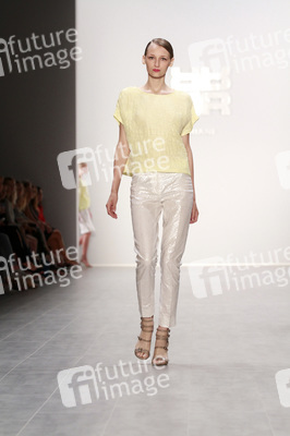 Riani Fashion Show, Berlin Fashion Week Spring/Summer 2015