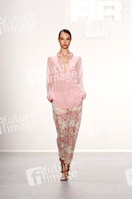 Riani Fashion Show, Berlin Fashion Week Spring/Summer 2015