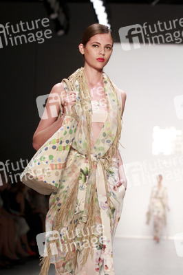 Riani Fashion Show, Berlin Fashion Week Spring/Summer 2015