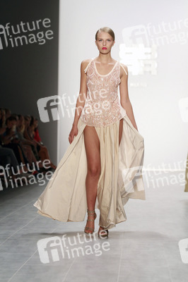 Riani Fashion Show, Berlin Fashion Week Spring/Summer 2015