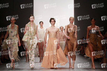 Riani Fashion Show, Berlin Fashion Week Spring/Summer 2015