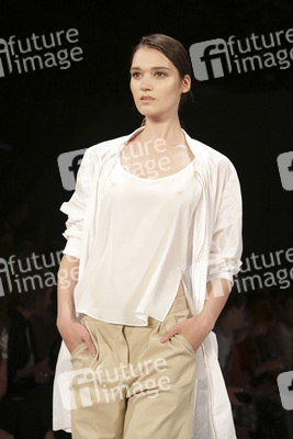 Hien Le Show, Berlin Fashion Week Spring/Summer 2015