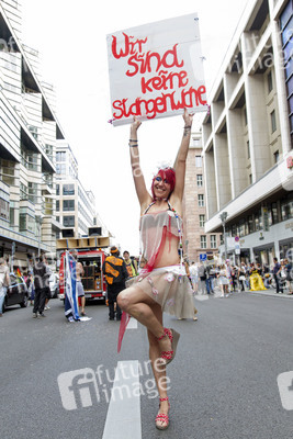 Demoparade gegen Fashion Terror und für Faire Mode und Trashion, Berlin