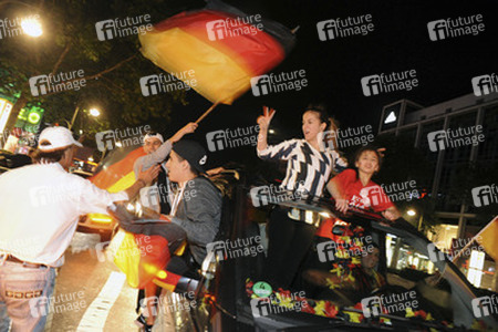 Autocorso nach dem Sieg im Finalspiel Deutschland gegen Argentinien, Berlin