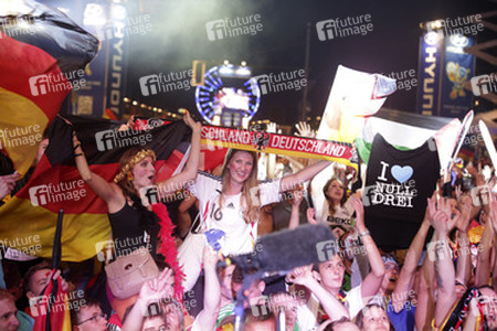 WM-Fanmeile beim Finalspiel Deutschland gegen Argentinien, Berlin