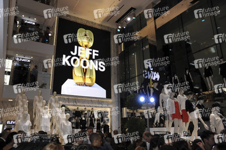 H&M Flagship Fifth Avenue Store Launch Event, New York
