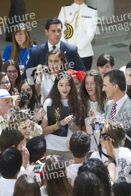 Spanish Royals Receive 'Ruta Quetzal BBVA 2014' Youth Group, Madrid