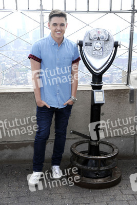 Jesse McCartney besucht das The Empire State Building, New York